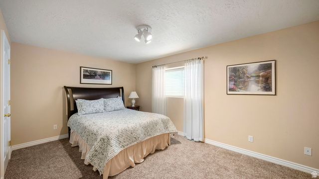2286 E CEDAR DR, Eagle Mountain, UT 84005