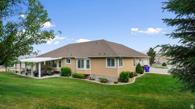 2286 E CEDAR DR, Eagle Mountain, UT 84005