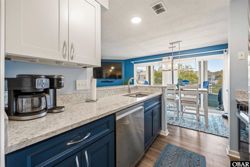 Image 11 of property listing at 513 Pirates Way # 513B, Manteo, NC 27954