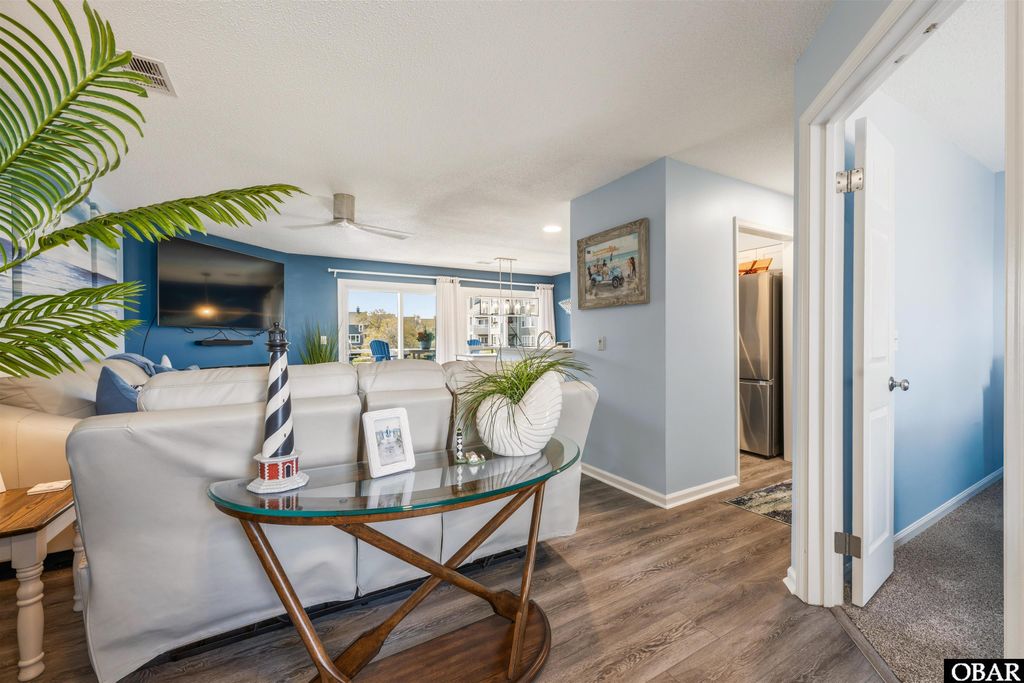 Image 3 of property listing at 513 Pirates Way # 513B, Manteo, NC 27954