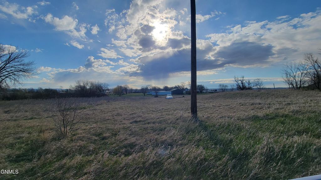 6150 State Highway 1806, Fort Rice, ND 58554 photo 4