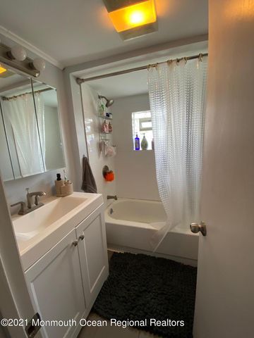 80 Monmouth Road, Oakhurst, NJ 07755