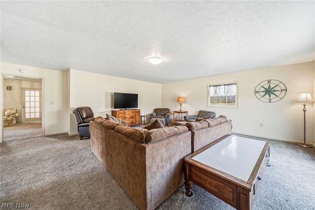 2254 Chapel Road, Jefferson, OH 44047