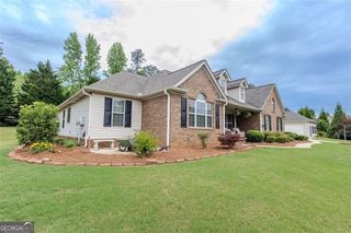 222 HIDDEN MEADOWS Lane, Mount Airy, GA 30563