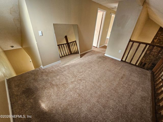 8176 KILWINNING Lane, Jacksonville, FL 32244