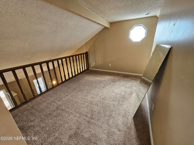 8176 KILWINNING Lane, Jacksonville, FL 32244