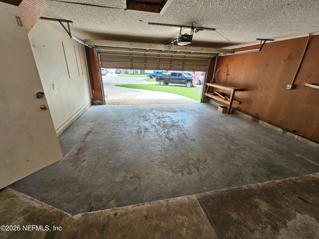 8176 KILWINNING Lane, Jacksonville, FL 32244
