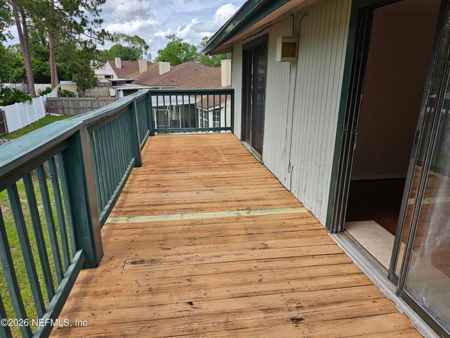 8176 KILWINNING Lane, Jacksonville, FL 32244