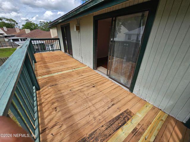 8176 KILWINNING Lane, Jacksonville, FL 32244