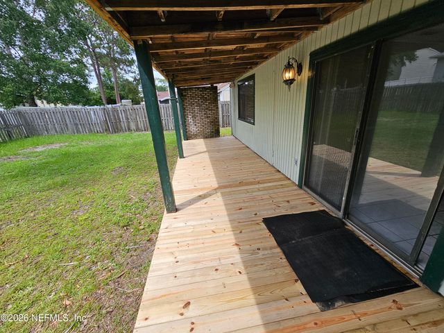 8176 KILWINNING Lane, Jacksonville, FL 32244