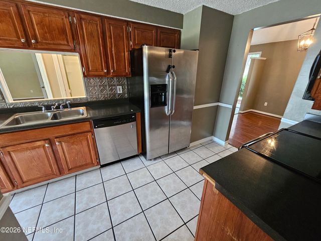 8176 KILWINNING Lane, Jacksonville, FL 32244