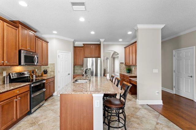 3122 MAJESTIC VIEW DRIVE, Lutz, FL 33558