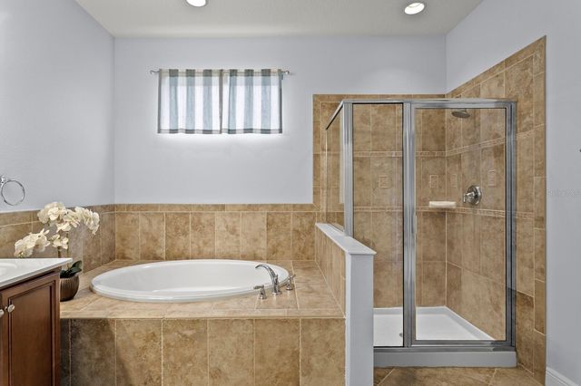 3122 MAJESTIC VIEW DRIVE, Lutz, FL 33558