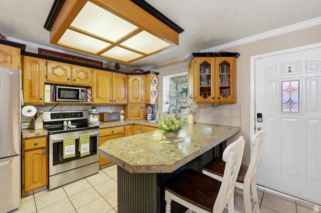 5079 S 2200 W, Taylorsville, UT 84129