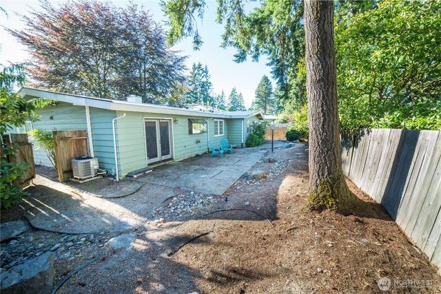 2500 167th Place NE, Bellevue, WA 98008