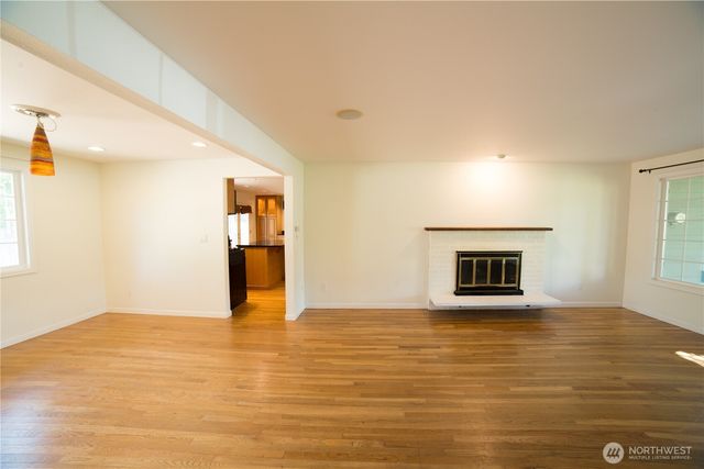 2500 167th Place NE, Bellevue, WA 98008