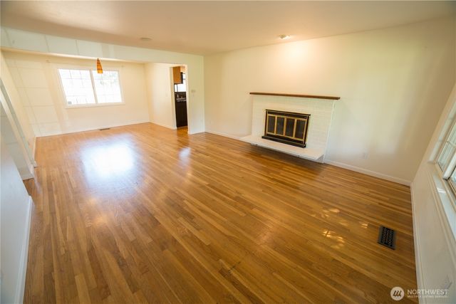 2500 167th Place NE, Bellevue, WA 98008