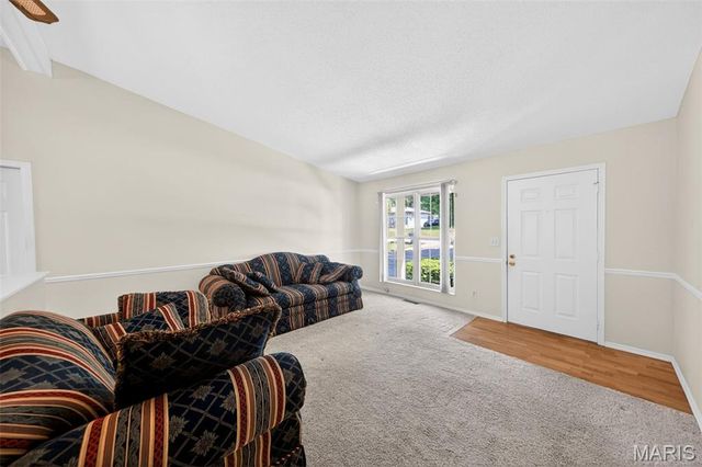 3911 Jane Avenue, St Ann, MO 63074