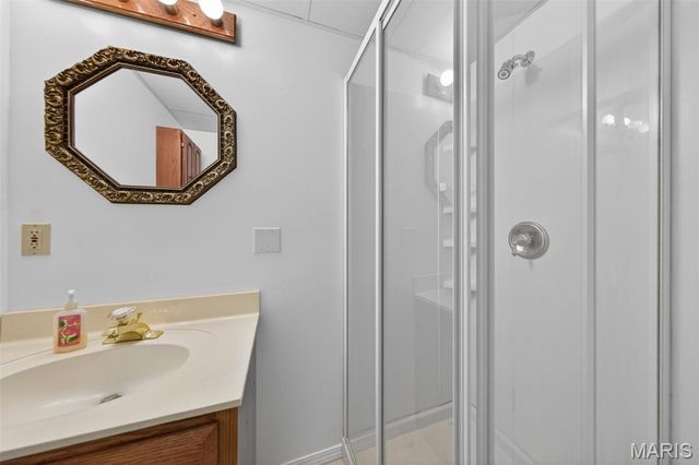 3911 Jane Avenue, St Ann, MO 63074
