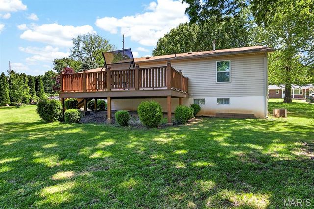 3911 Jane Avenue, St Ann, MO 63074