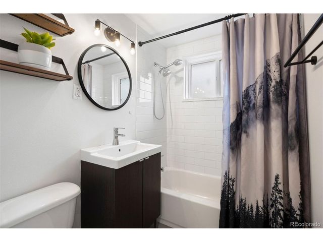 1126 W Princeton Pl, Englewood, CO 80110