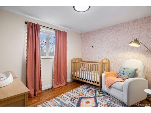 1126 W Princeton Pl, Englewood, CO 80110