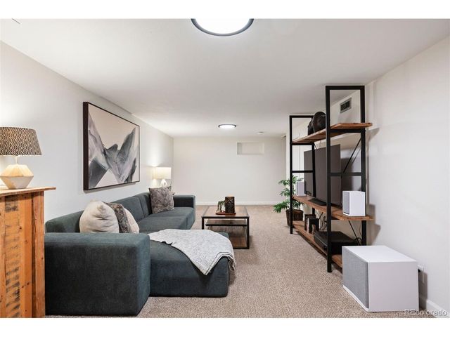 1126 W Princeton Pl, Englewood, CO 80110