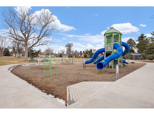 1126 W Princeton Pl, Englewood, CO 80110