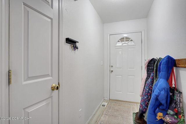 4053 S Aurora View Circle, Palmer, AK 99645