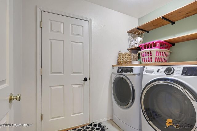 4053 S Aurora View Circle, Palmer, AK 99645