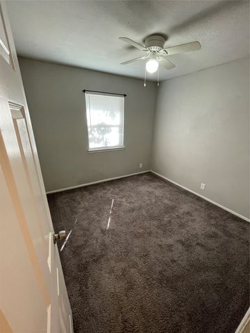 1008 Scott Drive, Denton, TX 76205