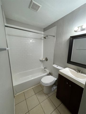 1008 Scott Drive, Denton, TX 76205