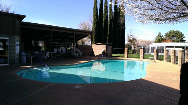 20350 Hole In One Drive, SPC 76, Redding, CA 96002