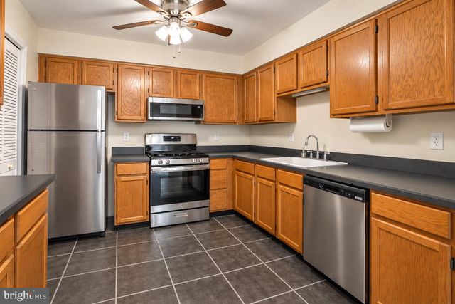 382 ANDOVER PL, Trenton, NJ 08691
