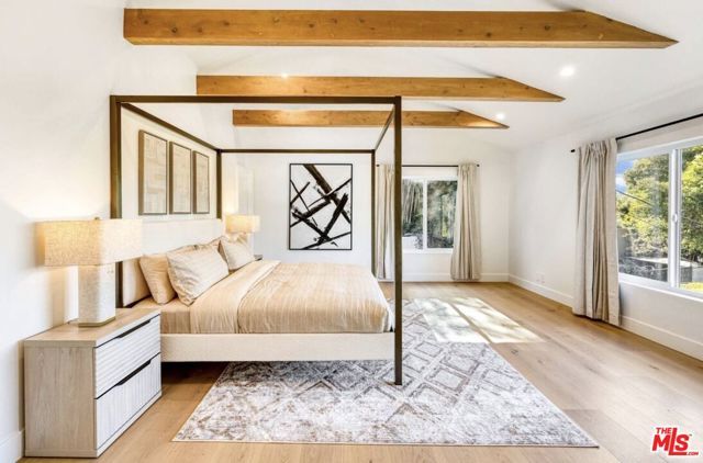 4041 Davana Road, Sherman Oaks, CA 91423