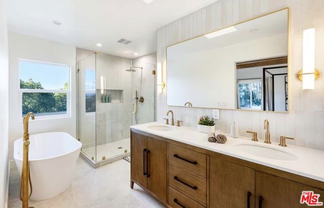 4041 Davana Road, Sherman Oaks, CA 91423