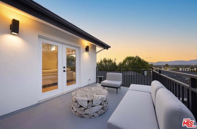 4041 Davana Road, Sherman Oaks, CA 91423