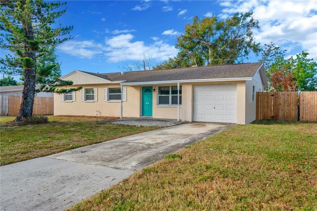 8232 LARK STREET, Seminole, FL 33777