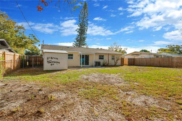 8232 LARK STREET, Seminole, FL 33777