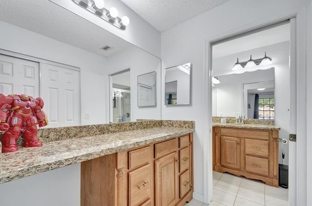 8071 Popash Court, Boynton Beach, FL 33472