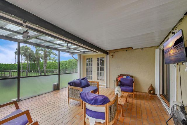 8071 Popash Court, Boynton Beach, FL 33472