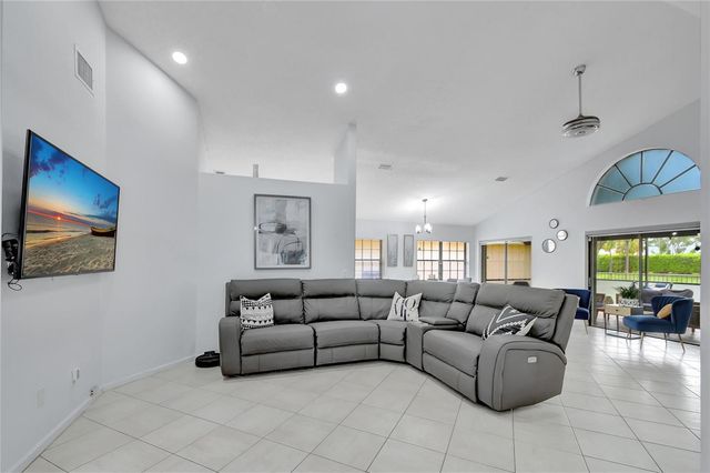 8071 Popash Court, Boynton Beach, FL 33472