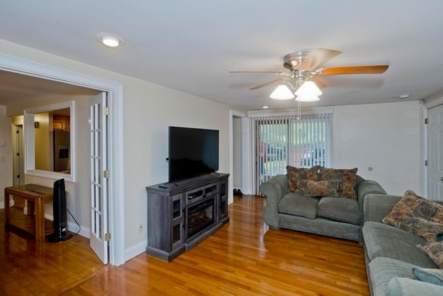 91 Spikenard Cir, Springfield, MA 01129