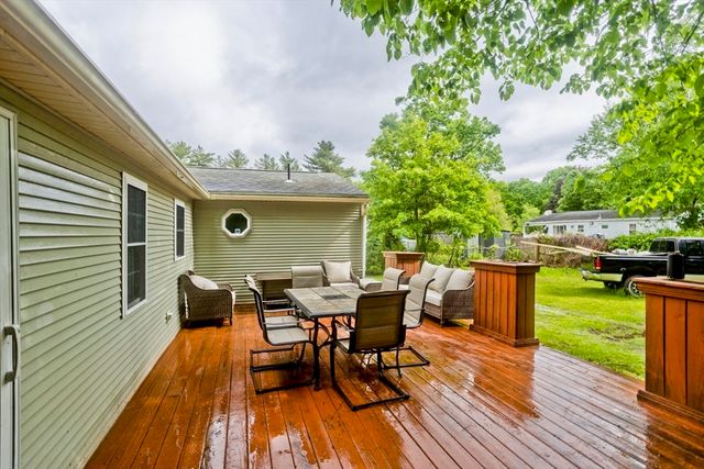 91 Spikenard Cir, Springfield, MA 01129