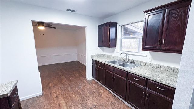 1704 Del Oro Drive, Weslaco, TX 78537