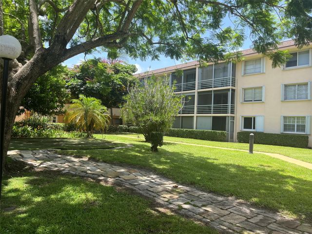 4502 N Federal Hwy 223C, Lighthouse Point, FL 33064