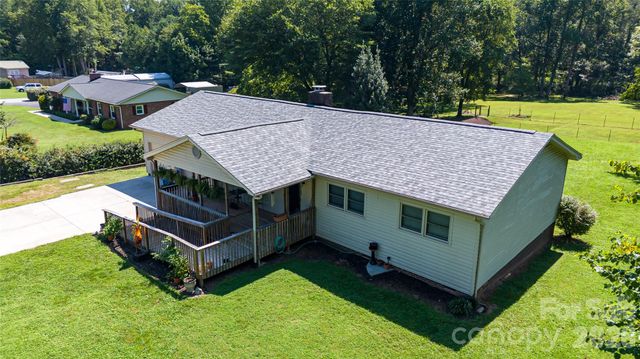 1292 Creekwood Drive, Morganton, NC 28655