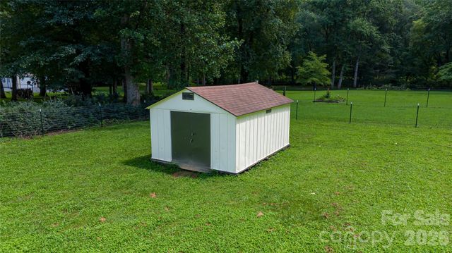 1292 Creekwood Drive, Morganton, NC 28655