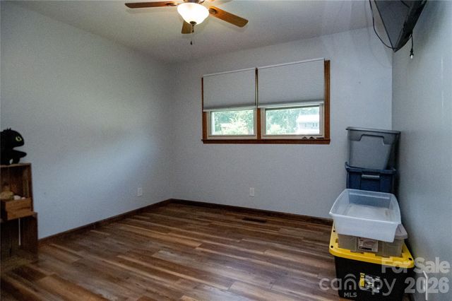 1292 Creekwood Drive, Morganton, NC 28655