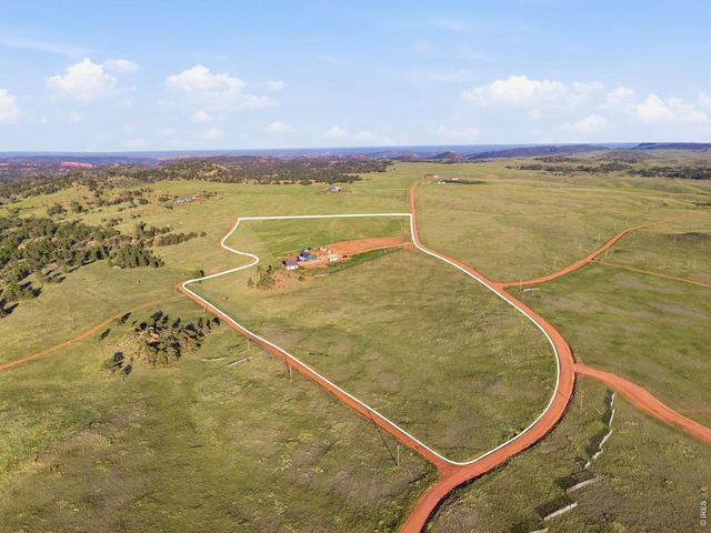 608 Sundance Dr, Livermore, CO 80536